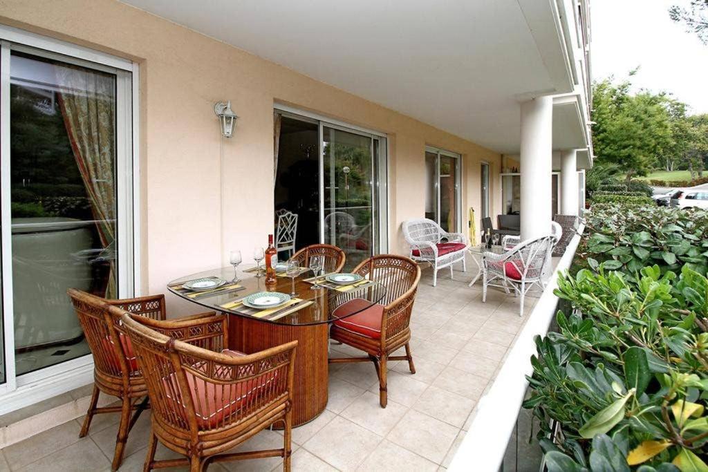 Riviera Golf De Barbossi Indiana Apartamento Mandelieu Exterior foto